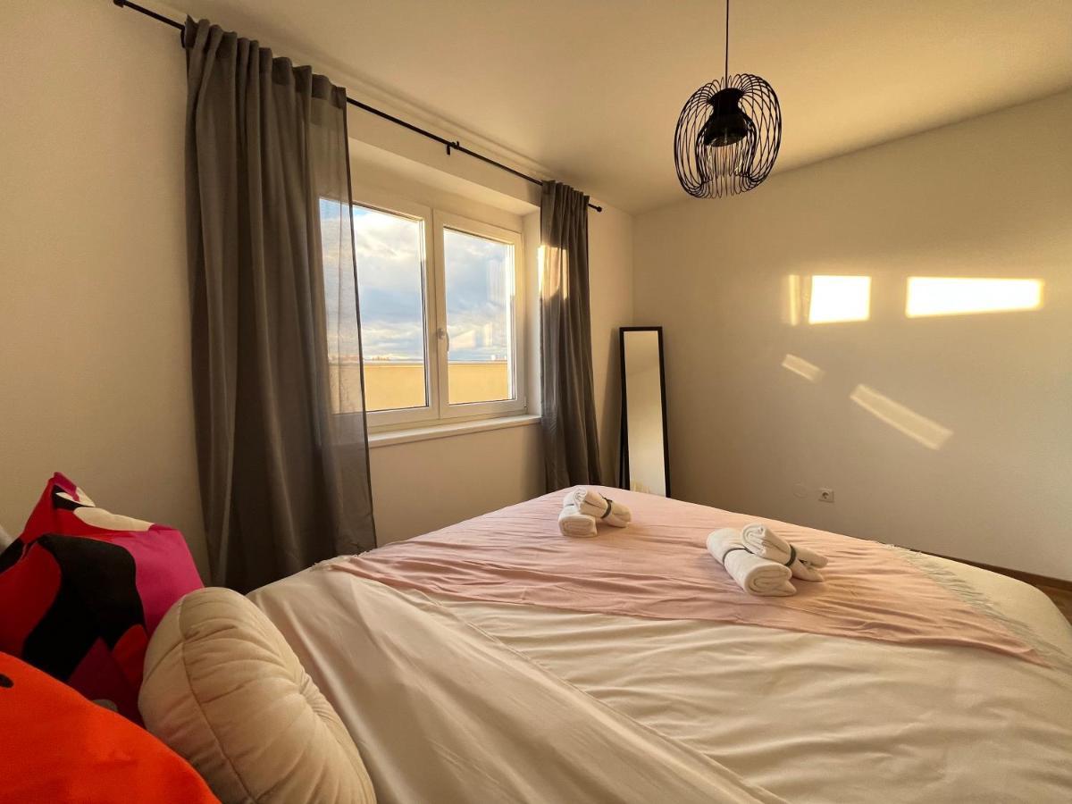 Penthouse Near Station With Free Parking Apartment Wien